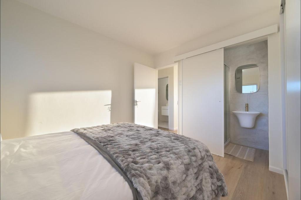 The Lighthouse - Sea View Apartamento *